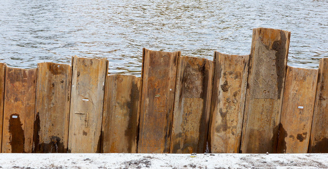 Larsen sheet piling on a construction site